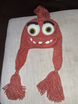 BRAND NEW EXPENSIVE HEAVY DUTY ADULT  MONSTER KNIT BENNIE HAT CAP