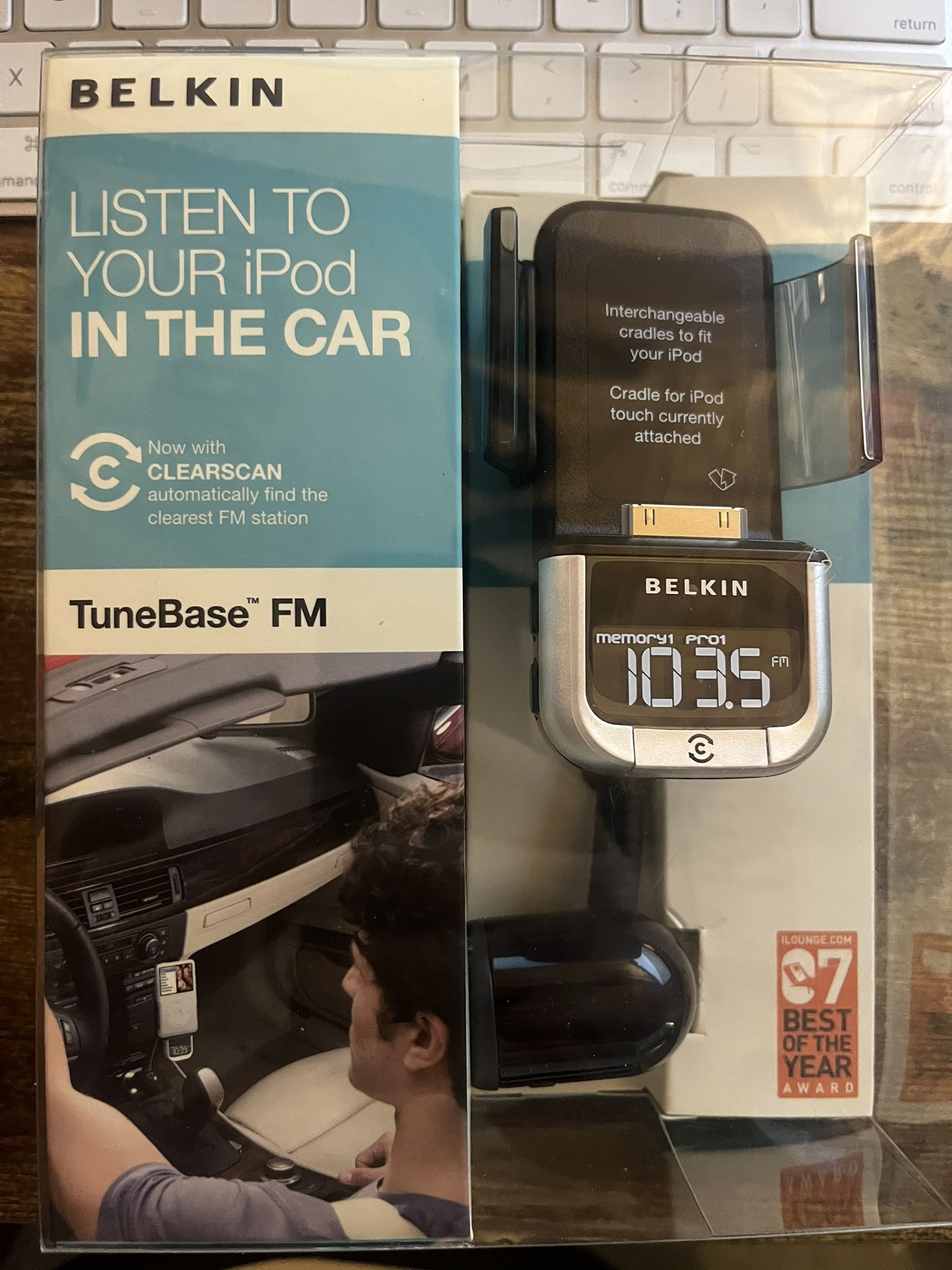 BELKIN iPod TuneBase FM w/ Interchangeable Cradles Sealed