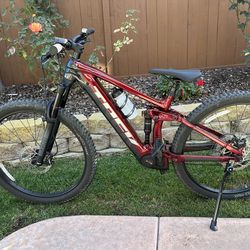 Trek Rail 5 Deore Electric Mountain Bike – Crimson Red – Excellent Condition – 420 Miles – Fresh Level 2 Service