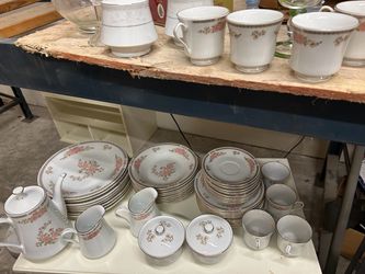 Ceramic tea set up