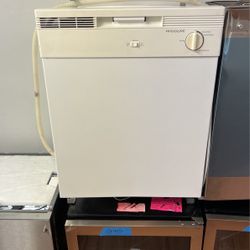 Frigidaire Dishwasher 