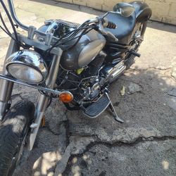 Yamaha Vstar 1100cc 2001 Clasic