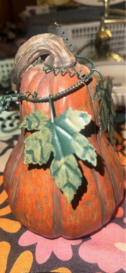 Decorative Fall Pumpkin Figurine with Metal Vine