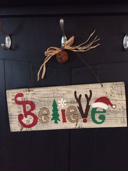 Believe Holiday Sign