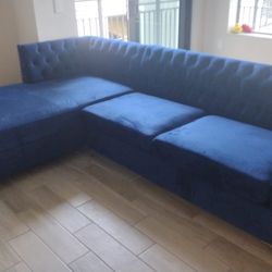 Warehouse sectional sofa sale- limited supply- 0 interest Finance available. 