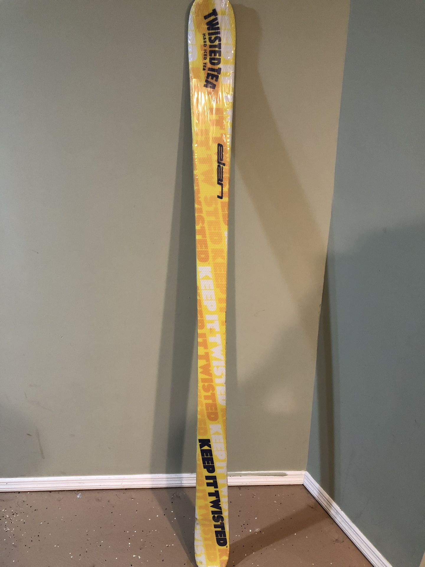 Elan Prodigy Twisted Tea Skiis