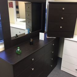 Set Eight Drawers Dresser Mirror And Nightstand 