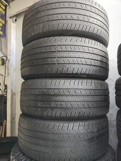 4 255/45/20 Roadian Gtx 