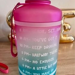 HydroMATE 73 oz Water Bottle with Time Markings Hourly BPA Free Reusable Leak Proof w/Straw & Strap