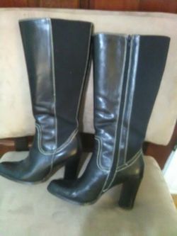Ladies black boots