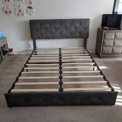 Queen Size Bedframe 