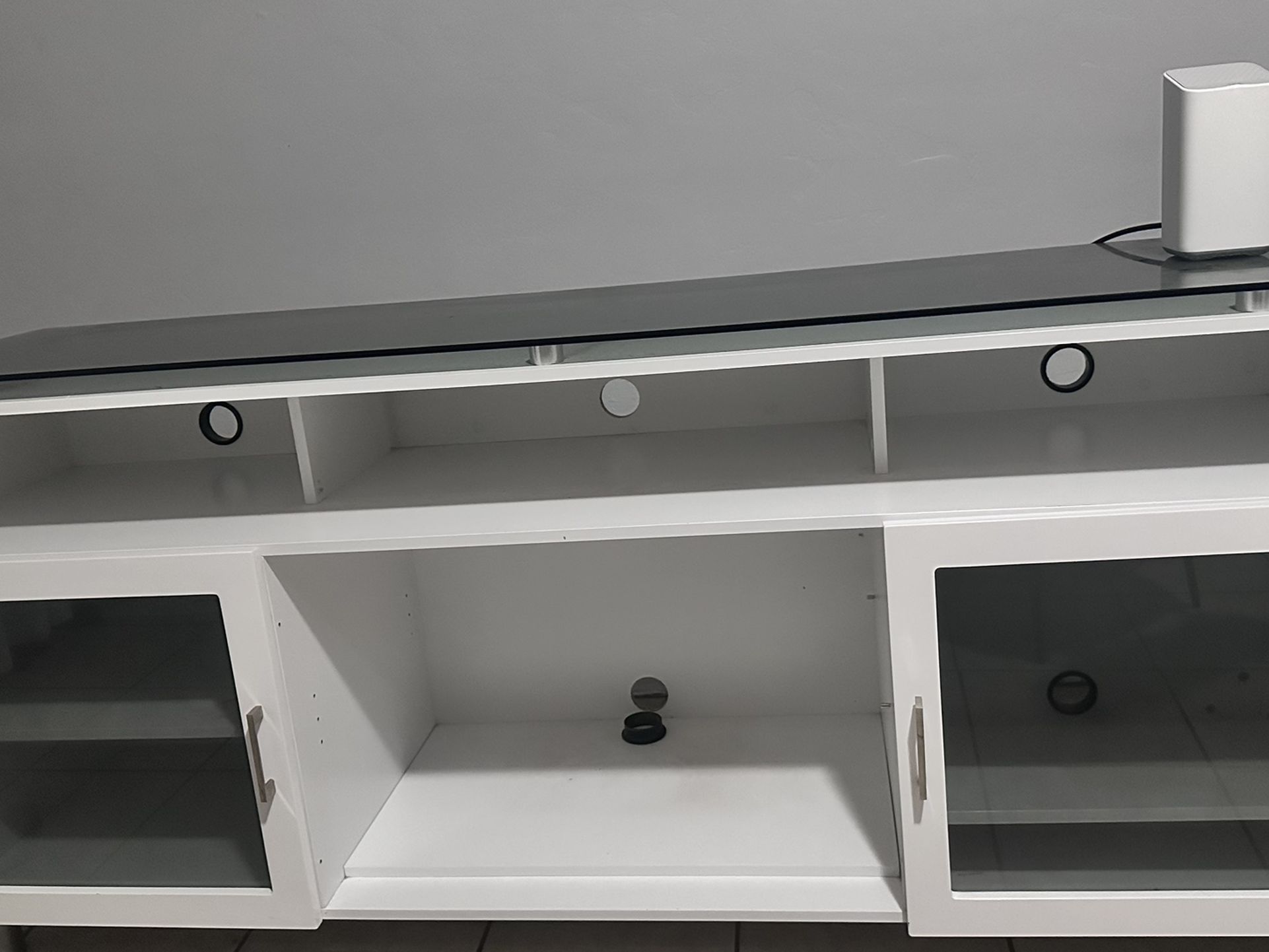 72”  Tempered Glass Tv Stand 