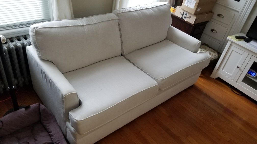 Loveseat , Like New ! 