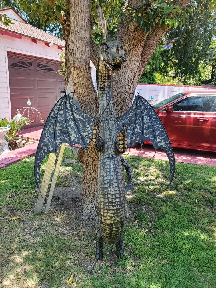6' Tin Dragon