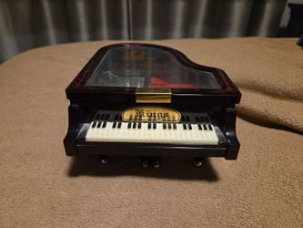 Kings Grand Piano Musical Jewelry Box