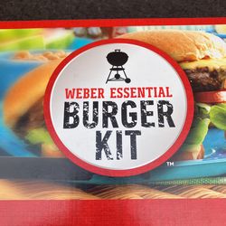 Weber Essential Burger Kit! Includes Spatula And Burger Press! Weber 8850