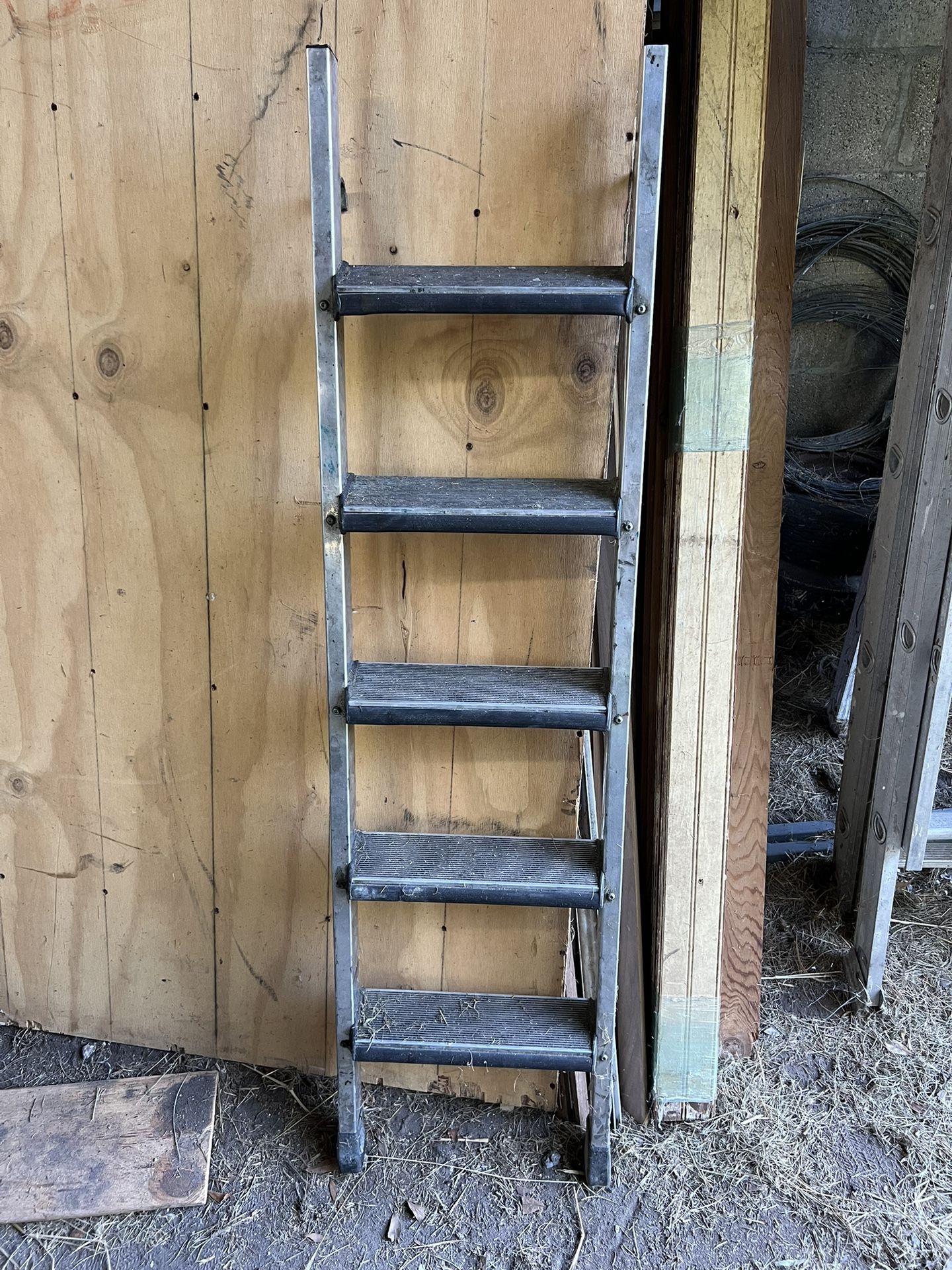 Ladder With Hooks For Dock Or Shelving 