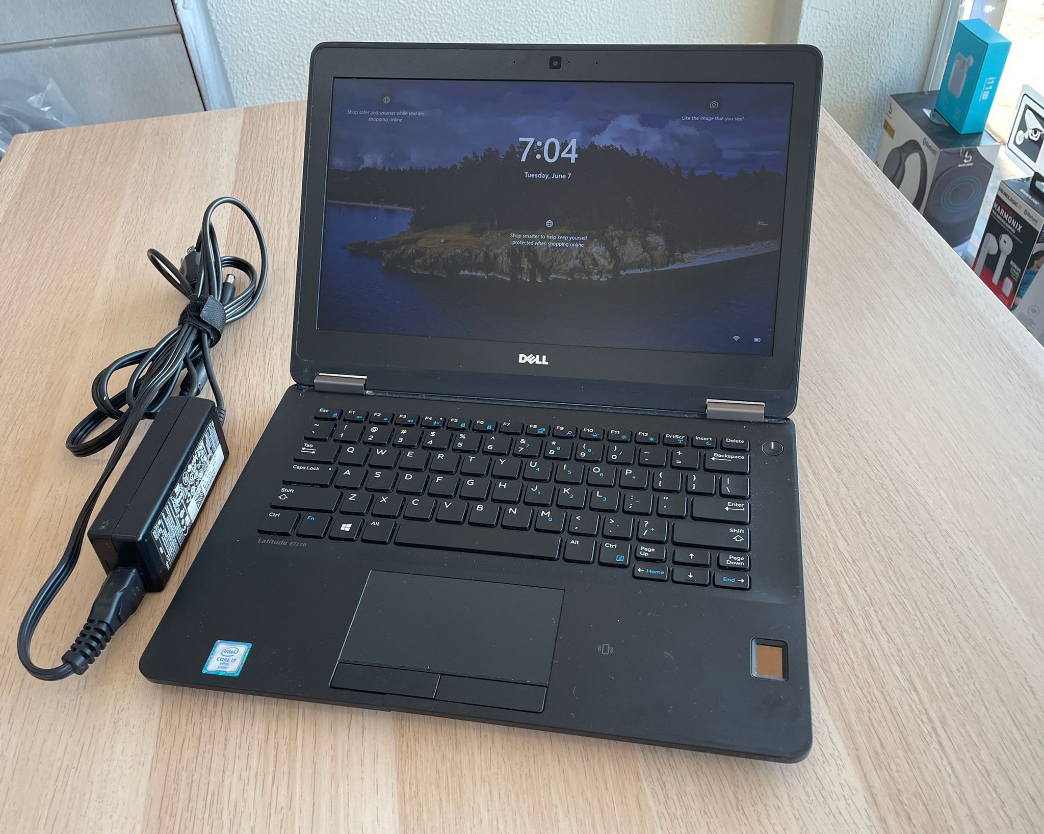DELL Latitude E7270 2017年モデル、販売中一番安い（2） 中古】 Dell