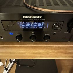 Marantz PM700N
