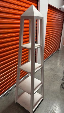 White shelve tower