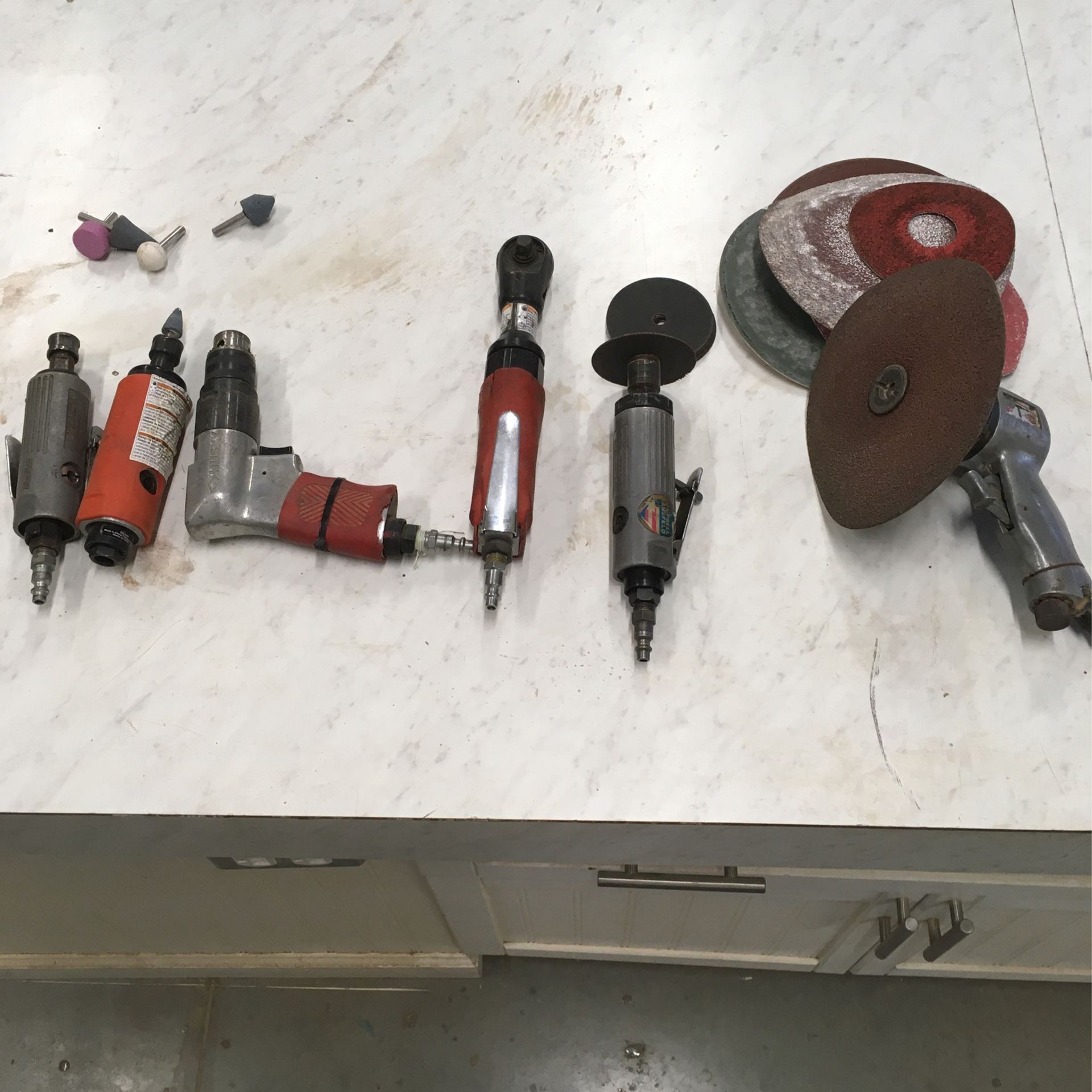 6 Air Tools And A Few Accessories