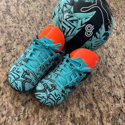 Toddler Soccer shoes/Ball