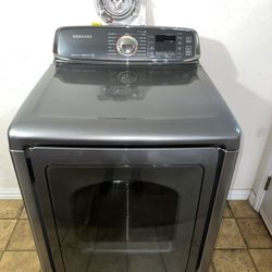Samsung electric steam dryer with new accessories