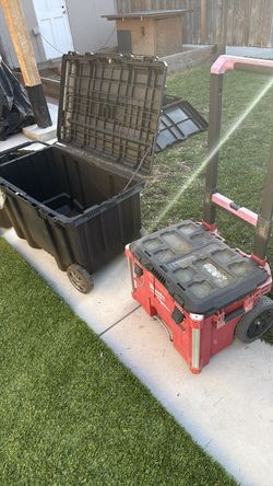 Tool boxes pack out $100 for both