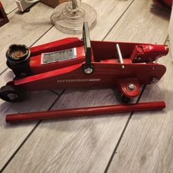 Pittsburgh Automotive 2-Ton Floor Jack