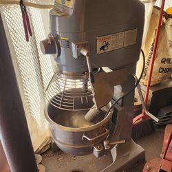 Batidora Industrial Globe De 30 Cuartos  Por 2400 O Mejor Oferta 