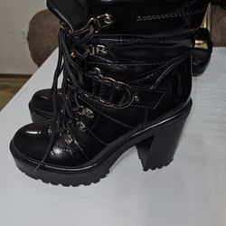 Guess Boots