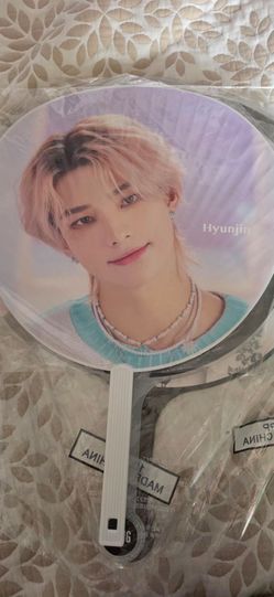 Hyunjin straykids pickets