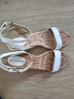 Bandolino sandal