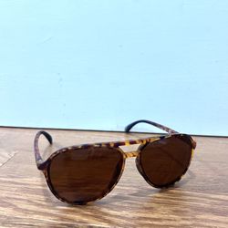 Aviator sunglasses 