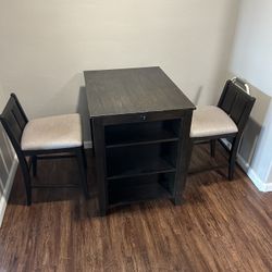 Coffee Table With Plug-In Outlets