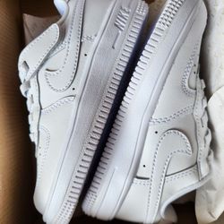 Sleek White Air Force 1s 