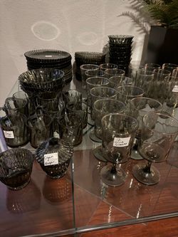 Smoky Gray Glass Dinnerware Set