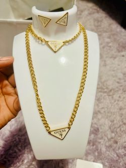 Guess Gold-Tone Jewelry Set