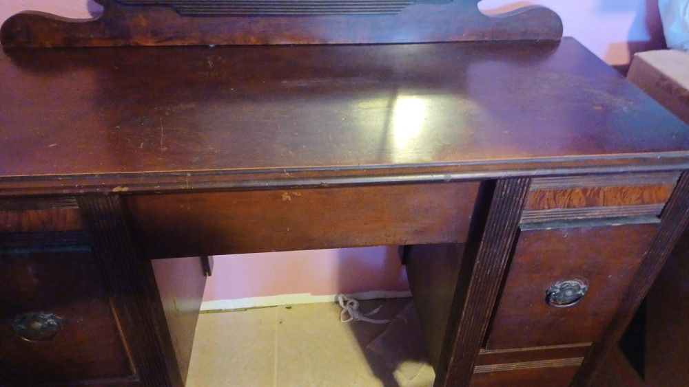 Antique Makeup Vanity