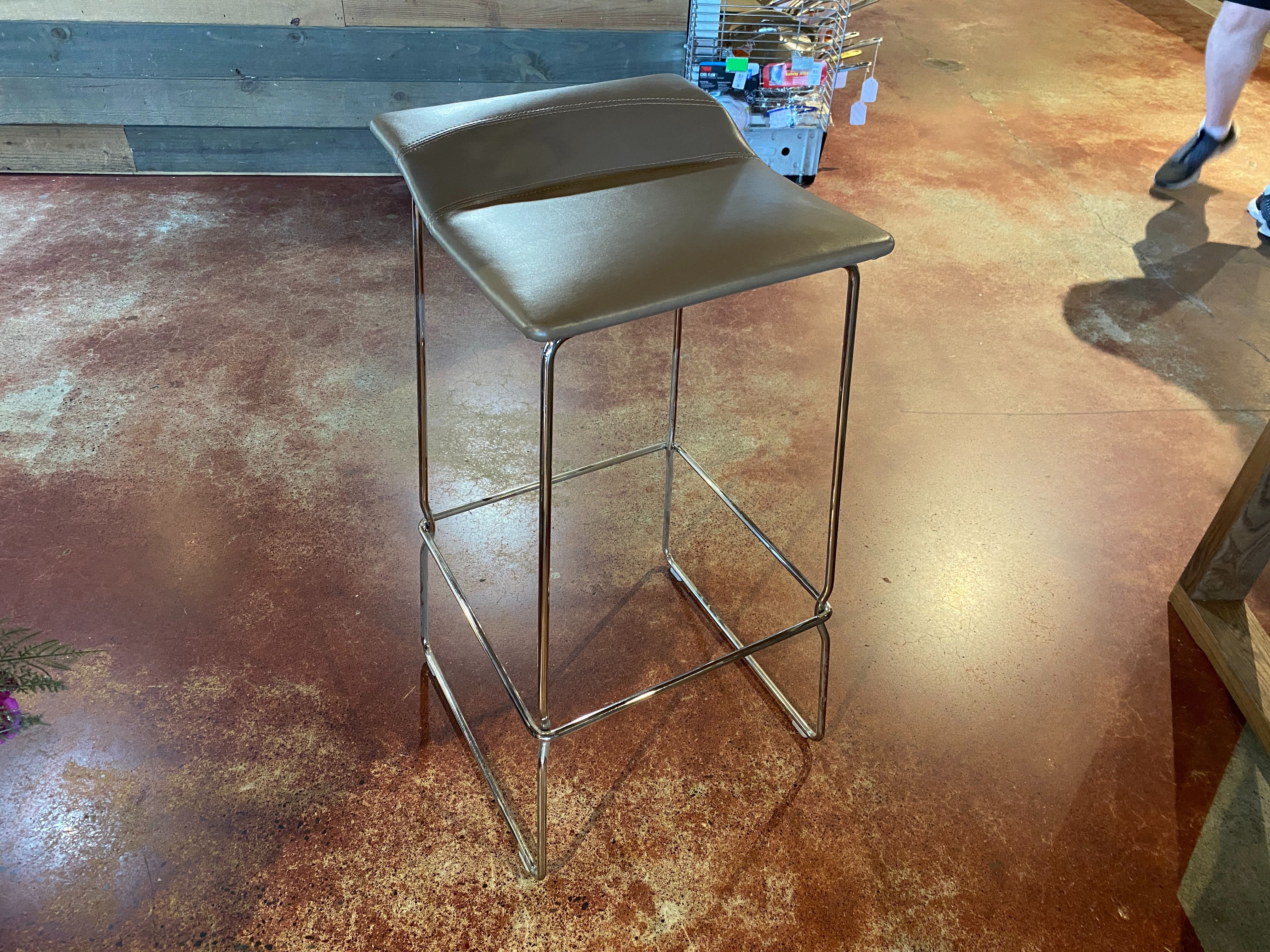 STEELCASE Taupe Leather Backless Bar Stool
