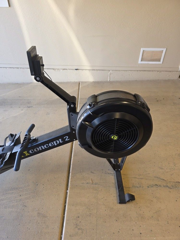 CONCEPT2 ROWER