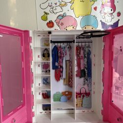 Barbie Closet
