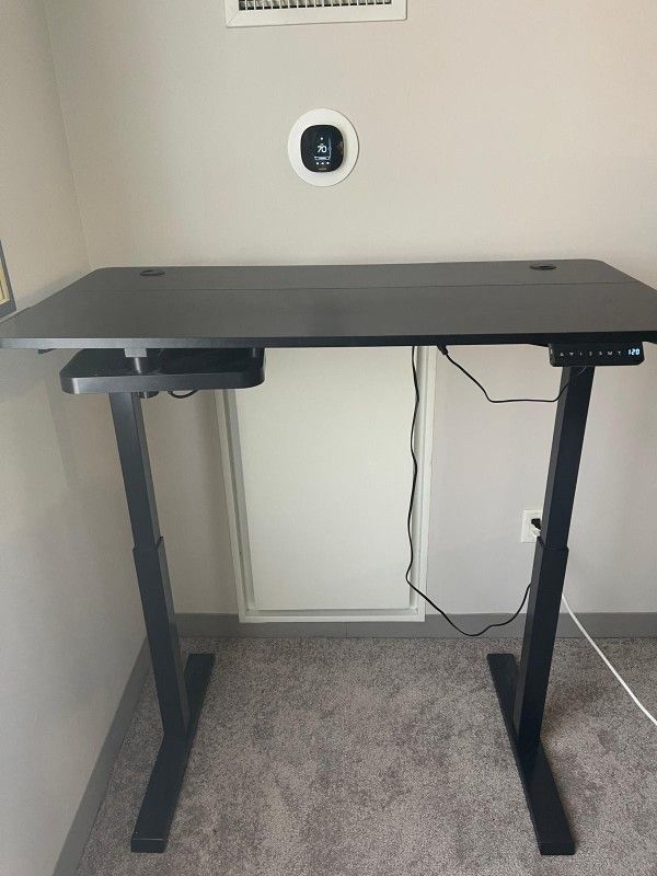 Motorized Desk