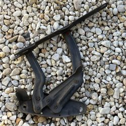 Hood Hinges 