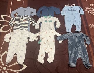 Newborn (boy) clothing