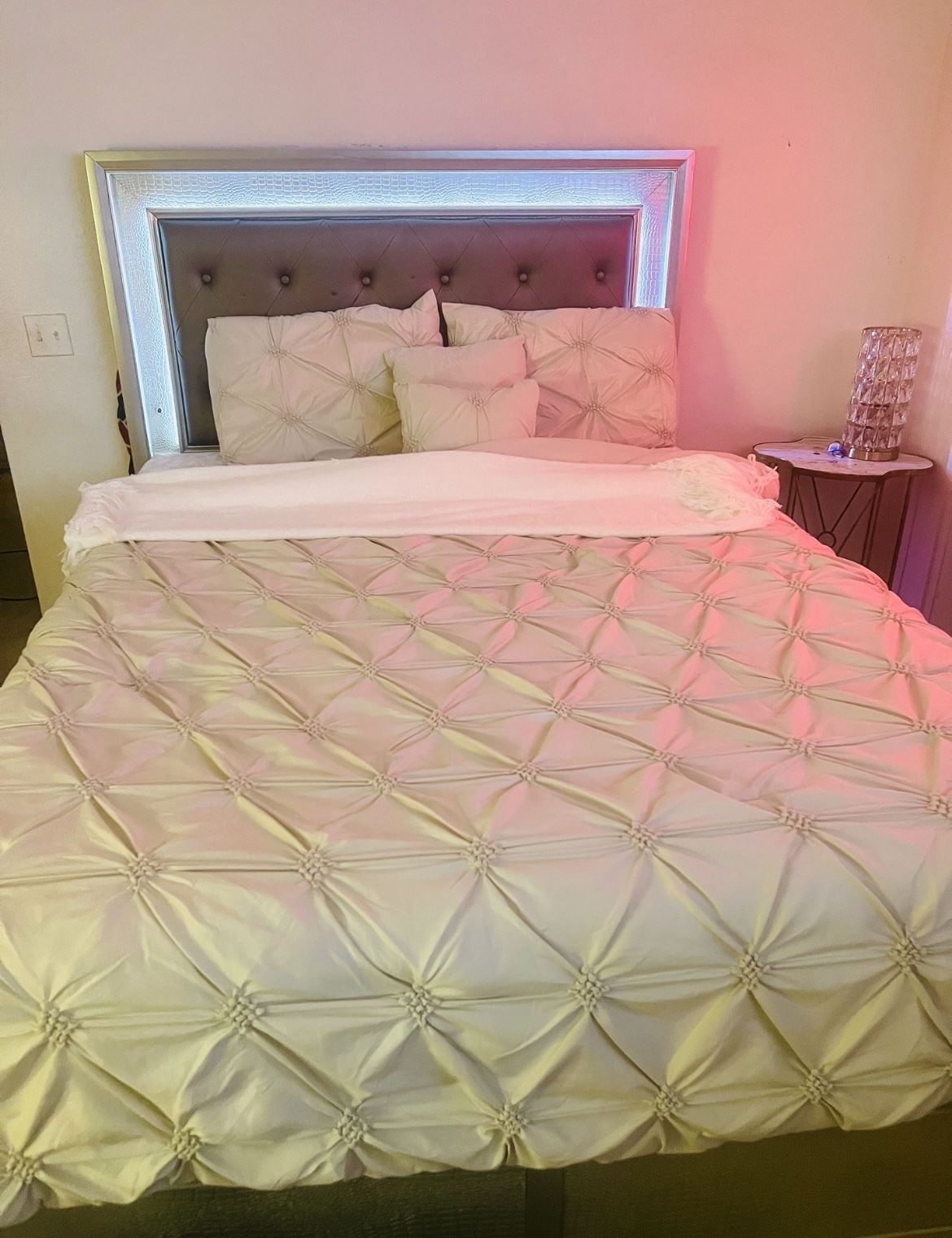 Led queen bed frame