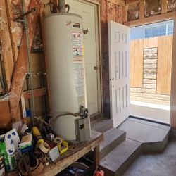 40 Gal Kenmore Water Heater