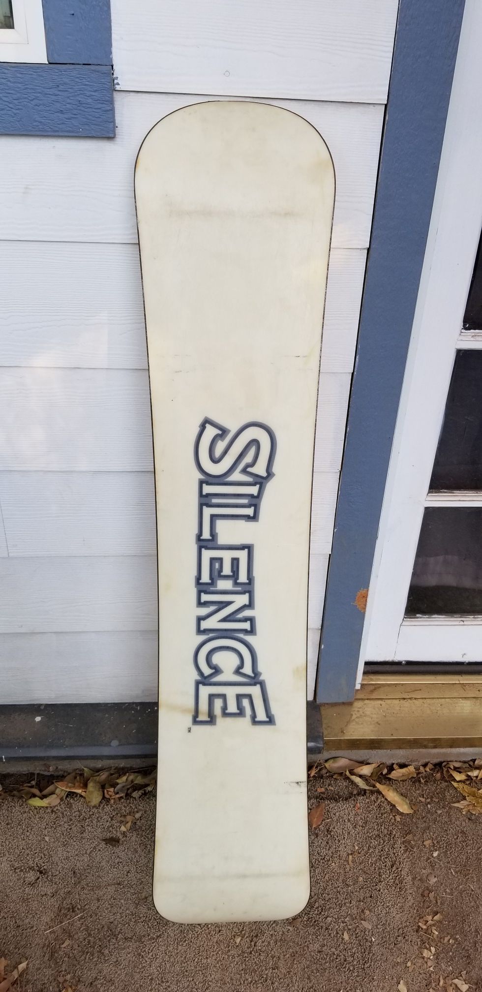 Silence 144 snowboard no bindings