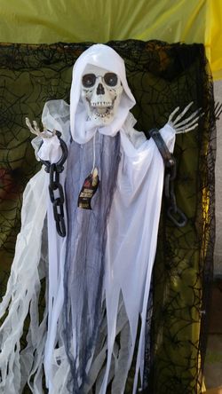 Halloween 5ft animated reaper.