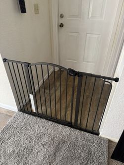 Baby gate